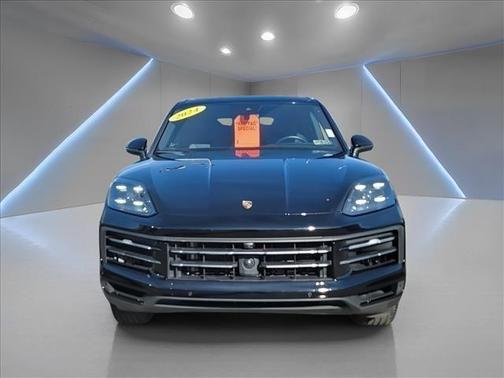 2024 Porsche Cayenne Base
