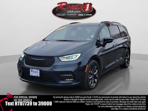 2023 Chrysler Pacifica Touring-L