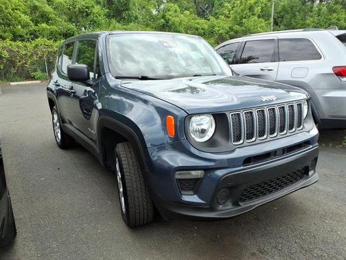 Slate Blue Pearlcoat 2023 Jeep Renegade Latitude