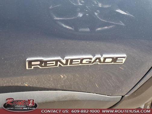 Slate Blue Pearlcoat 2023 Jeep Renegade Latitude