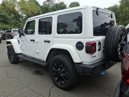 Bright White Clearcoat 2024 Jeep Wrangler 4xe Sahara