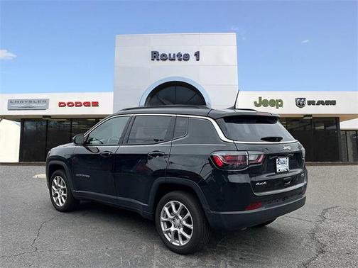 2024 Jeep Compass Latitude Lux