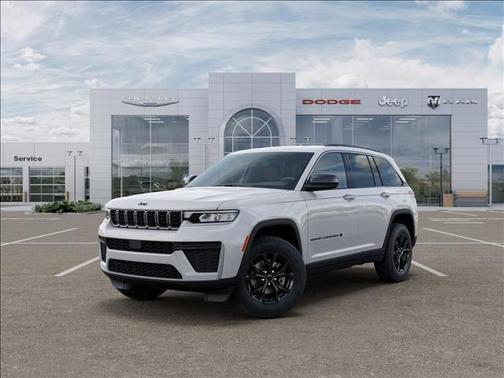 2026 Jeep Grand Cherokee Laredo