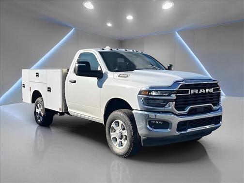 2026 RAM 3500 Tradesman/Big Horn