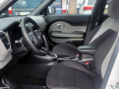 2015 Kia Soul Base