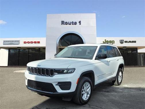 2023 Jeep Grand Cherokee Laredo