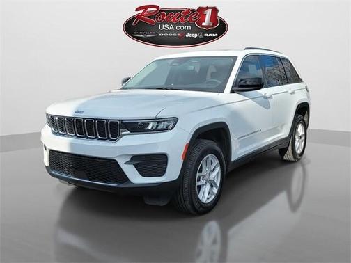 2023 Jeep Grand Cherokee Laredo