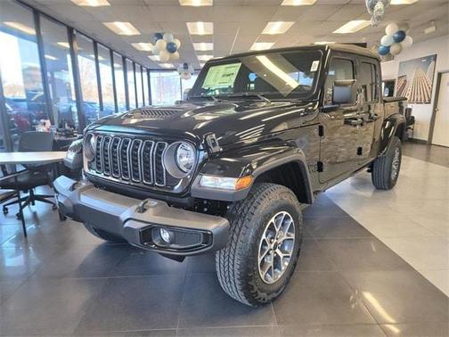 2026 Jeep Gladiator Sport