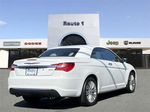 2013 Chrysler 200 Limited