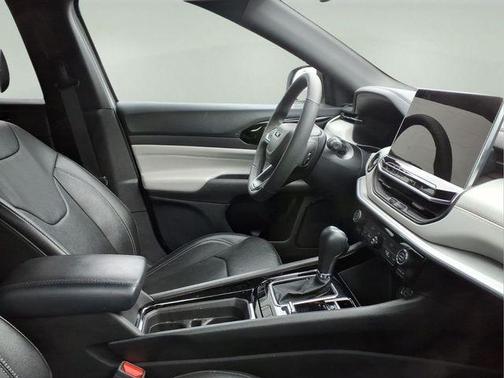 Bright White Clearcoat 2025 Jeep Compass Limited
