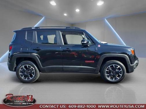 Black Clearcoat 2023 Jeep Renegade Trailhawk