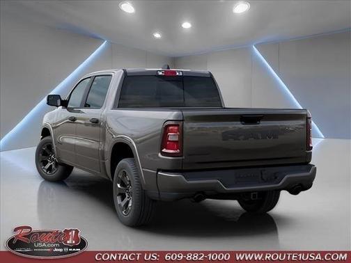 Granite Crystal Clearcoat Metallic 2026 RAM 1500 Big Horn/Lone Star