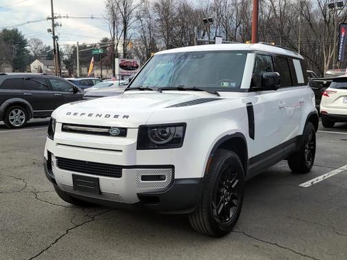 2025 Land Rover Defender P300