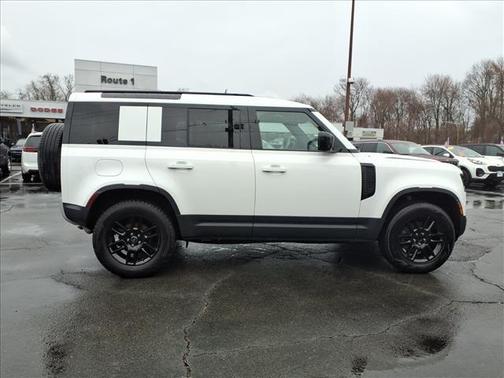 2025 Land Rover Defender P300