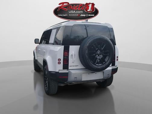 2025 Land Rover Defender P300