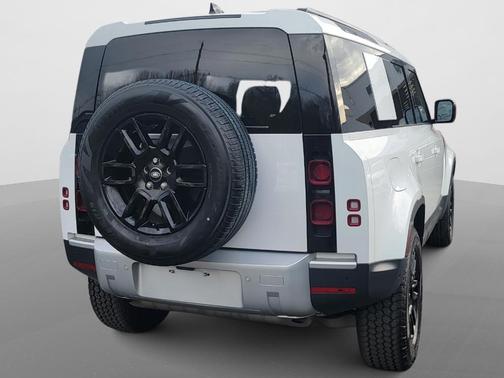 2025 Land Rover Defender P300