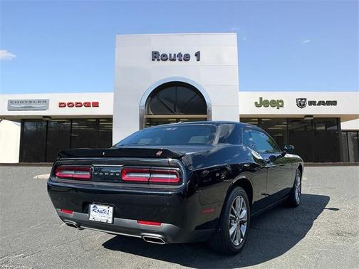2021 Dodge Challenger SXT