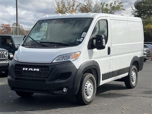 2026 RAM ProMaster 1500 Low Roof