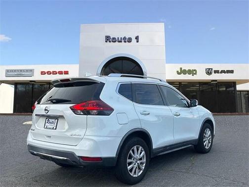 2018 Nissan Rogue SV