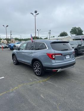 2022 Honda Pilot Touring 7-Passenger
