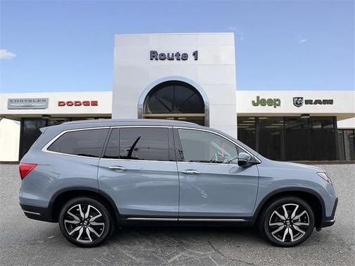 2022 Honda Pilot Touring 7-Passenger