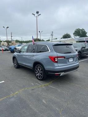 2022 Honda Pilot Touring 7-Passenger
