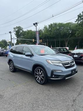 2022 Honda Pilot Touring 7-Passenger