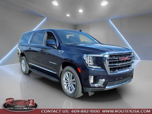 Midnight Blue Metallic 2023 GMC Yukon XL SLT
