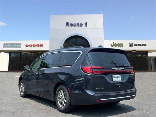 2021 Chrysler Pacifica Touring