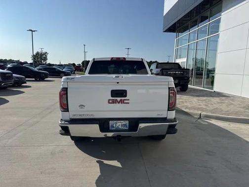 2018 GMC Sierra 1500 SLT