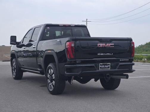 Onyx Black 2026 GMC Sierra 2500 Denali