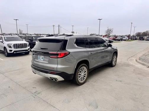 2025 GMC Acadia Denali