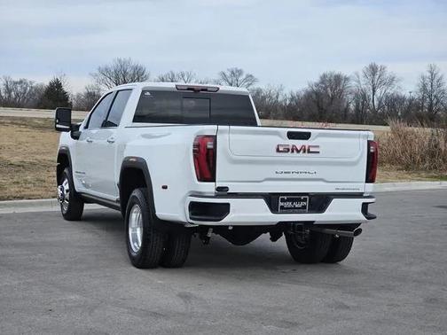 2026 GMC Sierra 3500 Denali