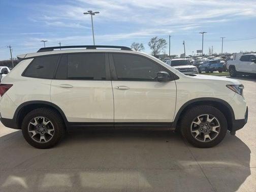2022 Honda Passport AWD TrailSport