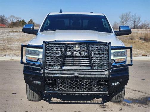 2022 RAM 2500 Laramie Mega Cab 4x4 6'4' Box