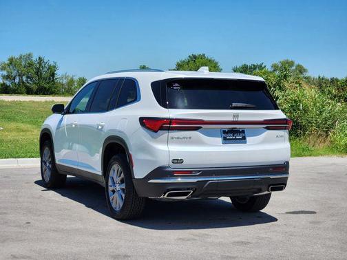 2025 Buick Enclave Preferred FWD