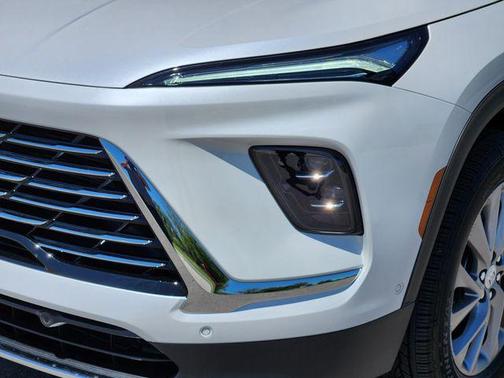 2025 Buick Enclave Preferred FWD