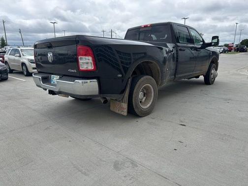 2024 RAM 3500 Tradesman Crew Cab 4x4 8' Box