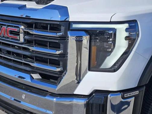 2026 GMC Sierra 2500 SLT