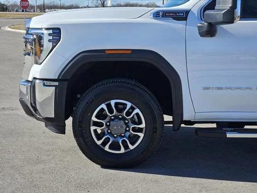 2026 GMC Sierra 2500 SLT