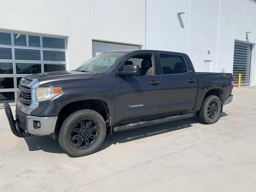 2014 Toyota Tundra SR5