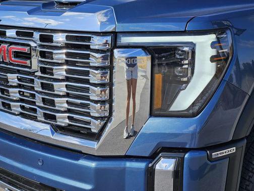 2026 GMC Sierra 3500 Denali