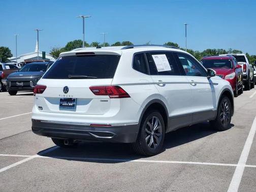 2024 Volkswagen Tiguan 2.0T SE 4MOTION