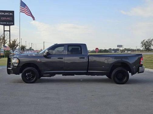 2024 RAM 3500 Tradesman Crew Cab 4x4 8' Box