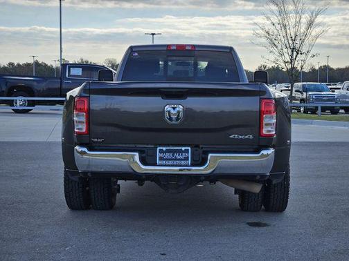 2024 RAM 3500 Tradesman Crew Cab 4x4 8' Box