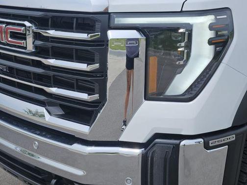 2025 GMC Sierra 2500 SLT