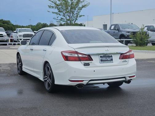 2017 Honda Accord Touring V6