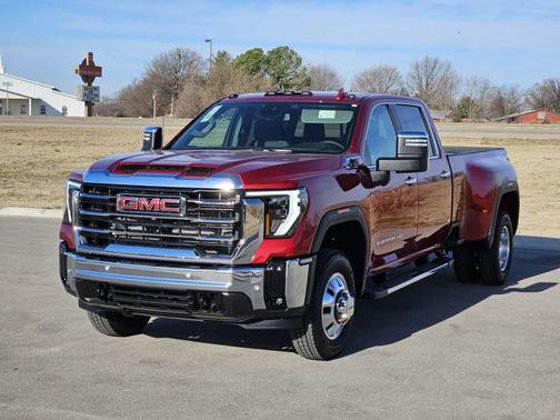 2026 GMC Sierra 3500 SLT