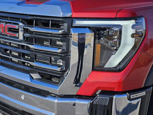 2026 GMC Sierra 3500 SLT