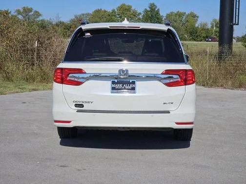 2018 Honda Odyssey Elite